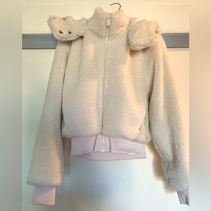 Alo Foxy Sherpa Jacket